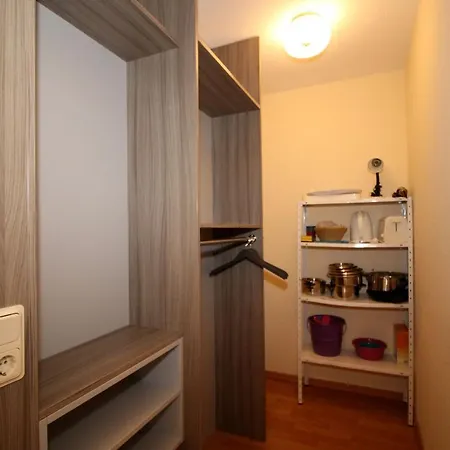 Trafalgar 226 Apartment