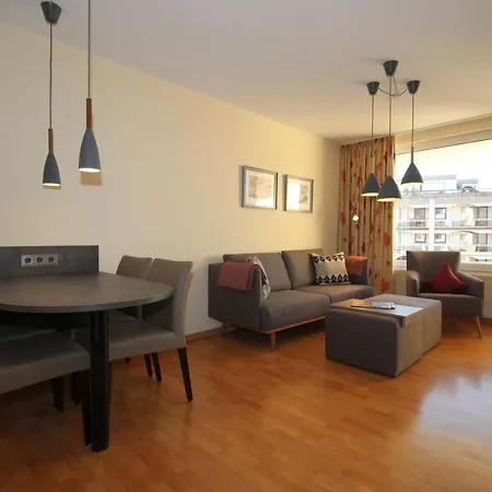 Apartment Trafalgar 226